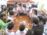 折り紙等制作 国際奉仕事業